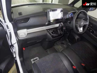 Mitsubishi DELICA MINI  с аукциона в Японии