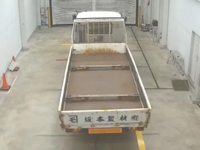 Isuzu FORWARD  с аукциона в Японии