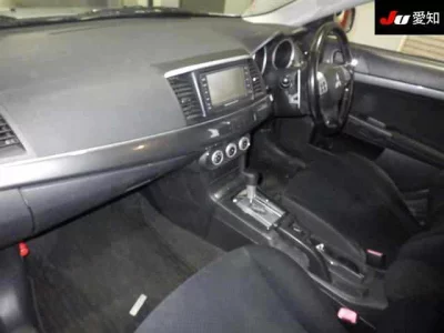 Mitsubishi GALANT FORTIS  с аукциона в Японии