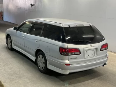 Nissan AVENIR WAGON  с аукциона в Японии
