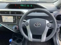 Toyota AQUA лот № 30021 оценка 4  с аукциона в Японии 2