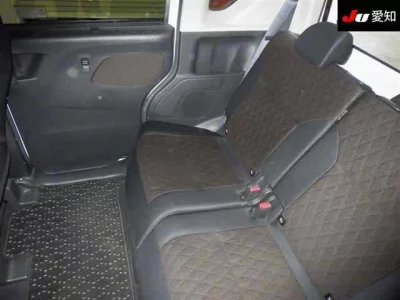 Mitsubishi EK X SPACE