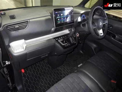 Mitsubishi DELICA MINI  с аукциона в Японии