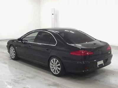 Peugeot 607