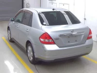 Nissan TIIDA LATIO лот № 5027 оценка 3.5  с аукциона в Японии 1