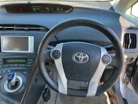 Toyota PRIUS лот № 30030 оценка R  с аукциона в Японии 2