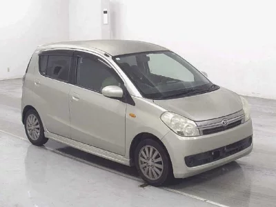 Daihatsu MIRA  с аукциона в Японии