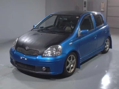 Toyota VITZ  с аукциона в Японии
