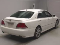 Toyota CROWN лот № 80568 оценка R  с аукциона в Японии 1