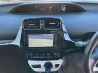 Toyota PRIUS лот № 30031 оценка 3.5  с аукциона в Японии 5