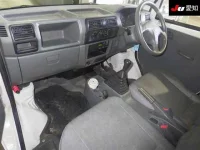 Nissan CLIPPER TRUCK лот № 35223 оценка 3.5  с аукциона в Японии 2