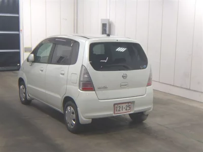 Nissan MOCO  с аукциона в Японии