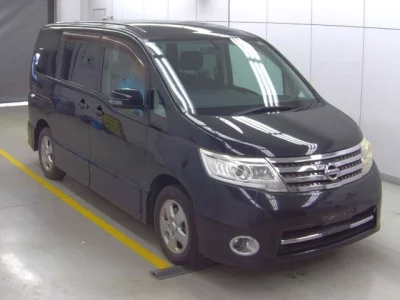 Nissan SERENA  с аукциона в Японии