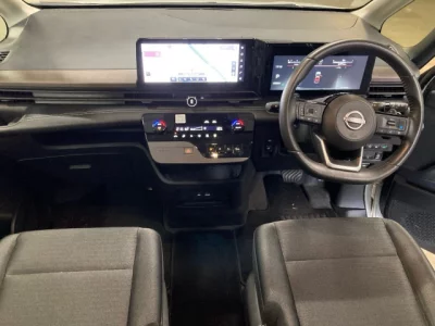 Nissan SERENA  с аукциона в Японии