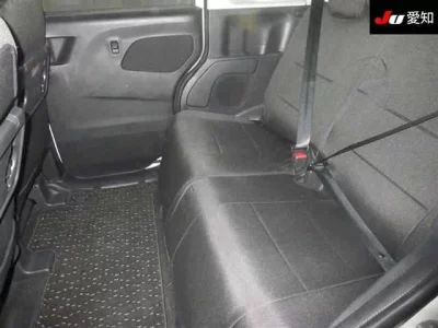 Nissan ROOX  с аукциона в Японии