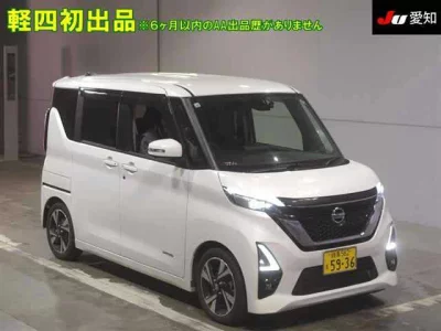 Nissan ROOX  с аукциона в Японии