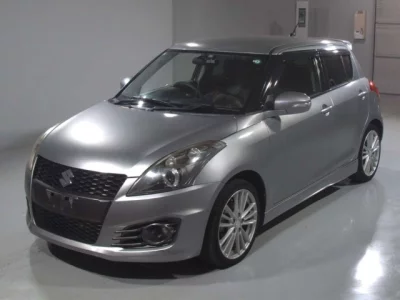 Suzuki SWIFT  с аукциона в Японии