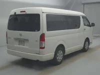Toyota HIACE лот № 70034 оценка 3.5  с аукциона в Японии 1