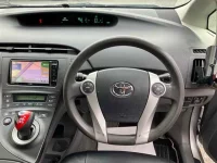 Toyota PRIUS лот № 30046 оценка 3.5  с аукциона в Японии 2