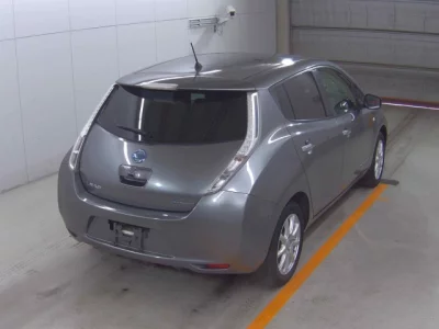 Nissan LEAF  с аукциона в Японии