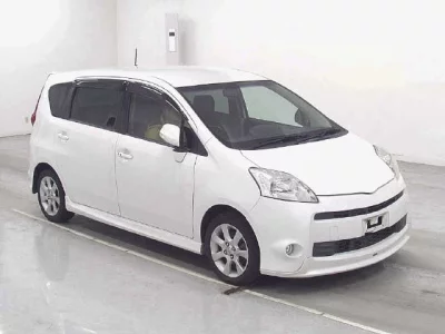 Toyota PASSO SETTE