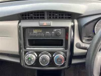 Toyota COROLLA AXIO лот № 30050 оценка 4  с аукциона в Японии 7