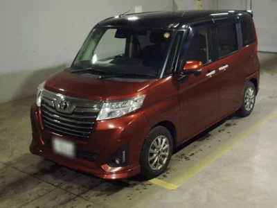 Toyota ROOMY  с аукциона в Японии