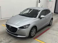 Mazda MAZDA2 лот № 30053 оценка 4  с аукциона в Японии 3