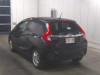 Honda FIT лот № 1075 оценка 3.5  с аукциона в Японии 1