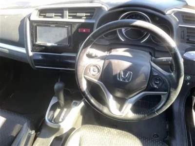 Honda FIT  с аукциона в Японии