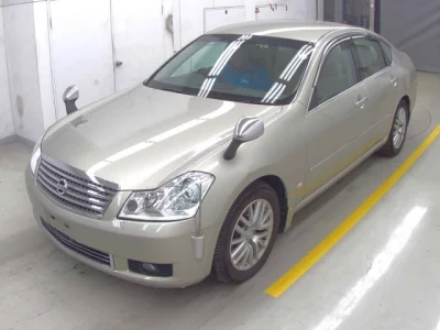 Nissan FUGA  с аукциона в Японии