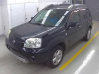 Nissan X-TRAIL лот № 5051 оценка 3  с аукциона в Японии 2