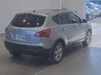 Nissan DUALIS  с аукциона в Японии