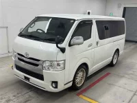 Toyota HIACE VAN лот № 30064 оценка 3.5  с аукциона в Японии 3