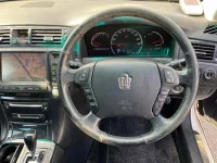 Toyota CROWN лот № 30065 оценка 3.5  с аукциона в Японии 2