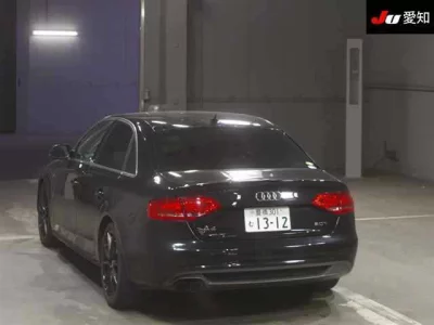 Audi A4  с аукциона в Японии