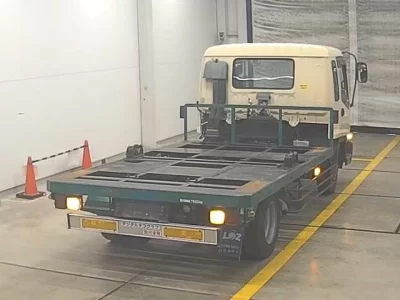 Isuzu FORWARD  с аукциона в Японии