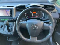 Toyota WISH лот № 30070 оценка 4  с аукциона в Японии 2
