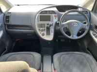 Toyota RACTIS лот № 13002 оценка RA  с аукциона в Японии 2