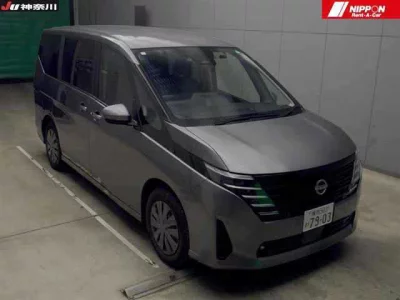 Nissan SERENA  с аукциона в Японии