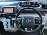 Toyota SIENTA лот № 30075 оценка 4  с аукциона в Японии 2