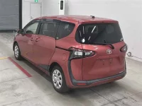 Toyota SIENTA лот № 30075 оценка 4  с аукциона в Японии 1