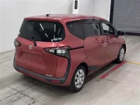Toyota SIENTA лот № 30075 оценка 4  с аукциона в Японии 4