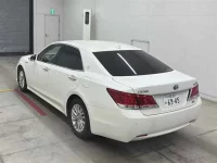 Toyota CROWN лот № 30073 оценка R  с аукциона в Японии 1