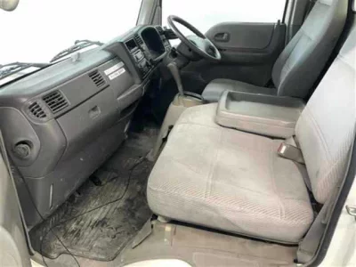 Mazda TITAN  с аукциона в Японии