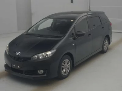 Toyota WISH  с аукциона в Японии