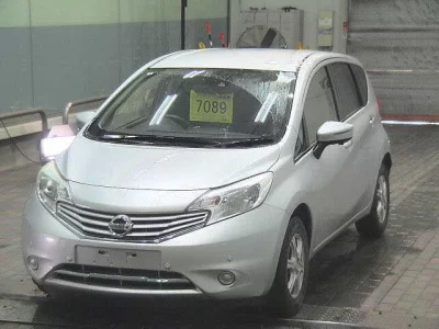 Nissan NOTE  с аукциона в Японии