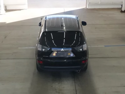 Mitsubishi OUTLANDER  с аукциона в Японии
