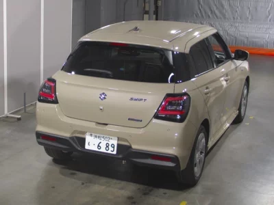 Suzuki SWIFT  с аукциона в Японии