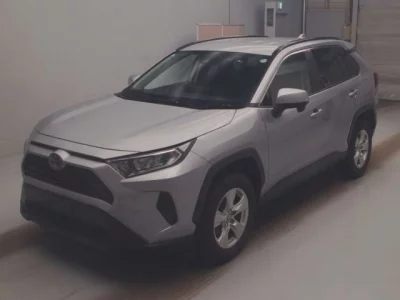 Toyota RAV4  с аукциона в Японии